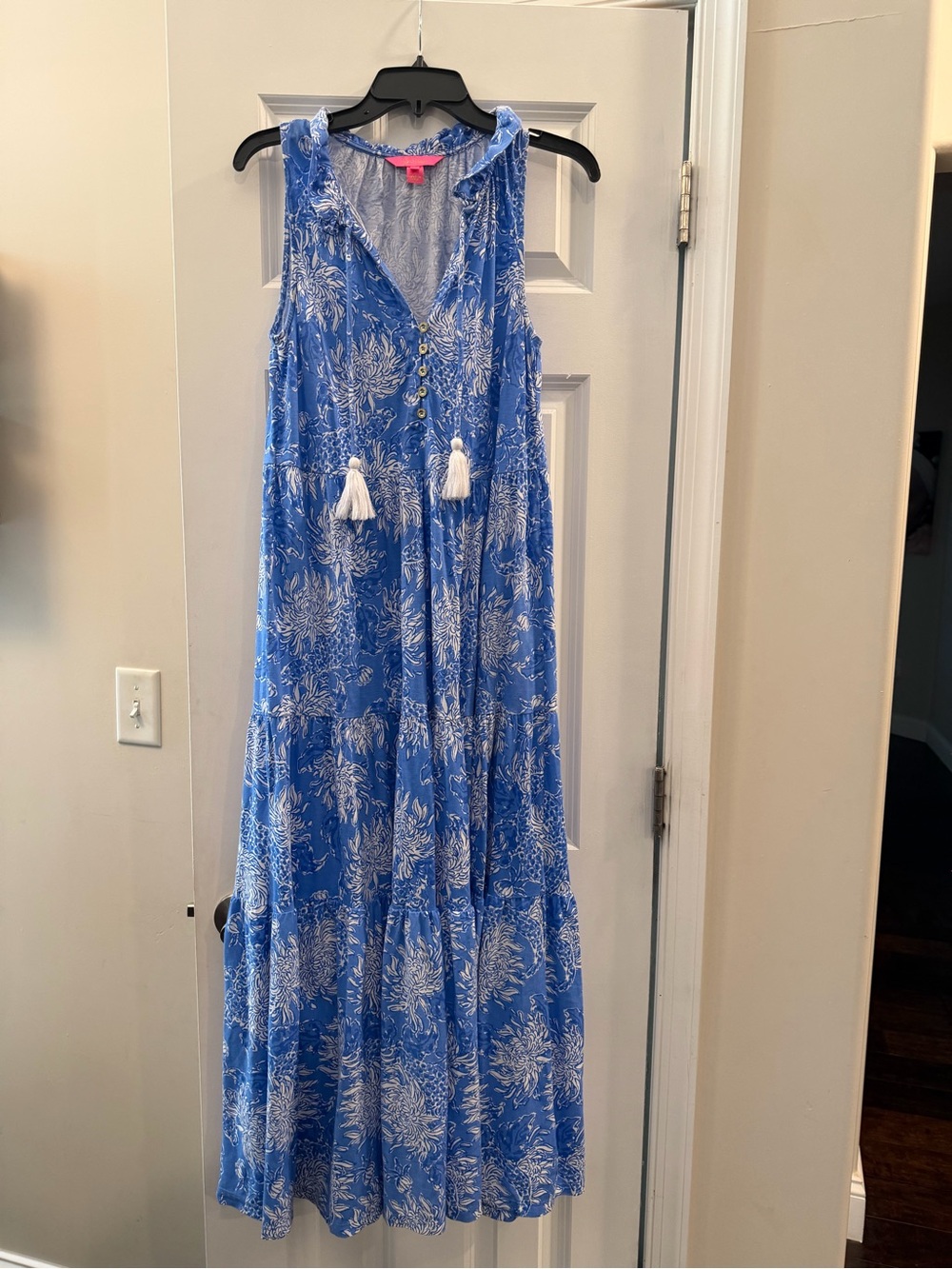 Lilly Pulitzer Blue and White Sleeveless Floral Maxi Dress with Tassel Tie